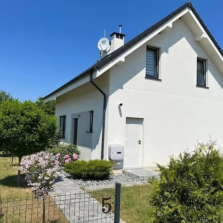 Dom Na Sielskiej Gniewino